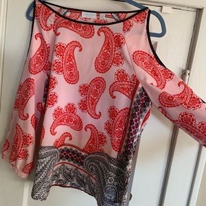 3/4 length cold shoulder blouse